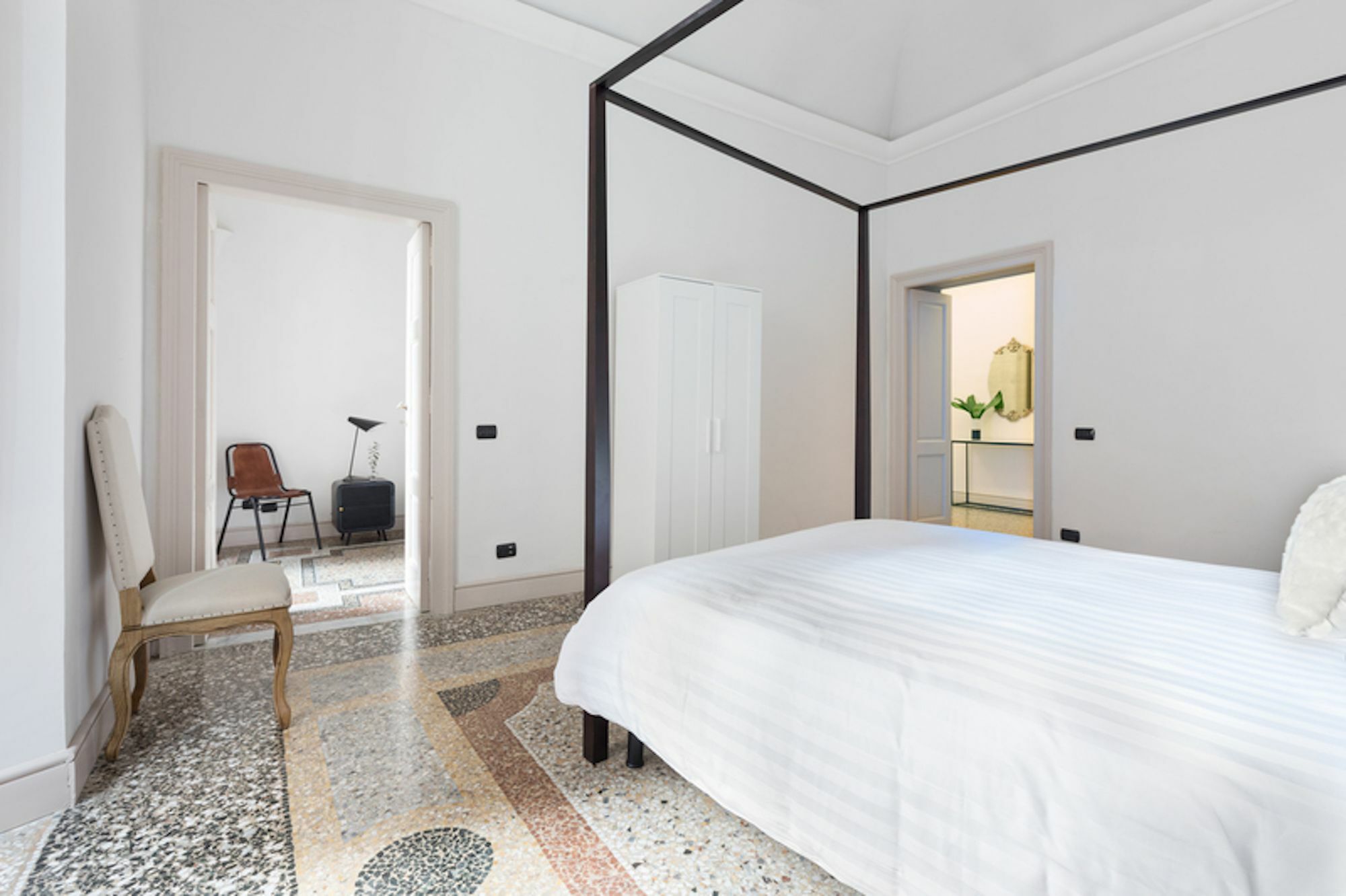 Classic 2br In Prati By Sonder *
